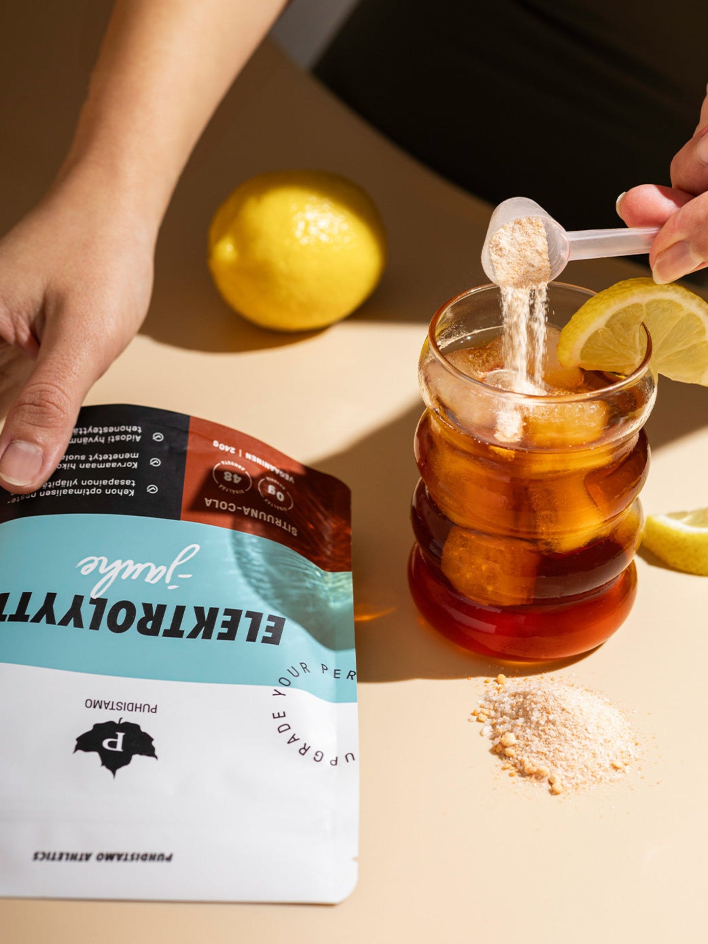 Puhdistamo Electrolyte Powder Lemon & Cola – product image 6